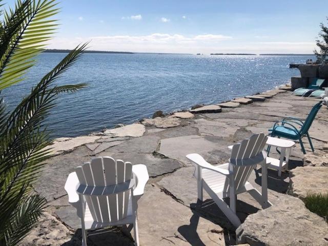 Tamarac Island Motel Stokes Bay Экстерьер фото