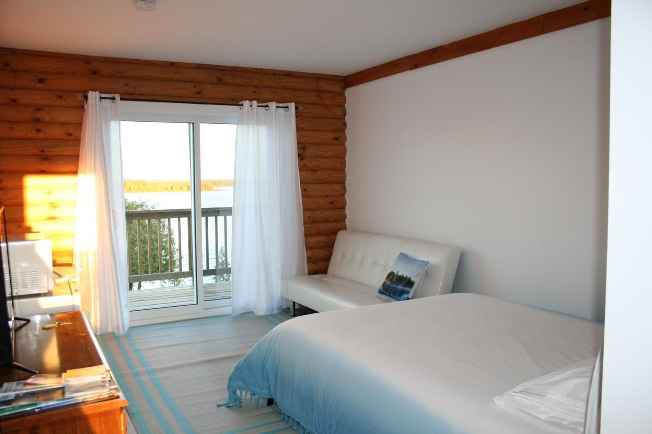Tamarac Island Motel Stokes Bay Экстерьер фото