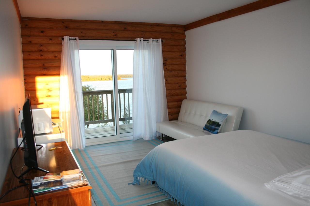 Tamarac Island Motel Stokes Bay Экстерьер фото